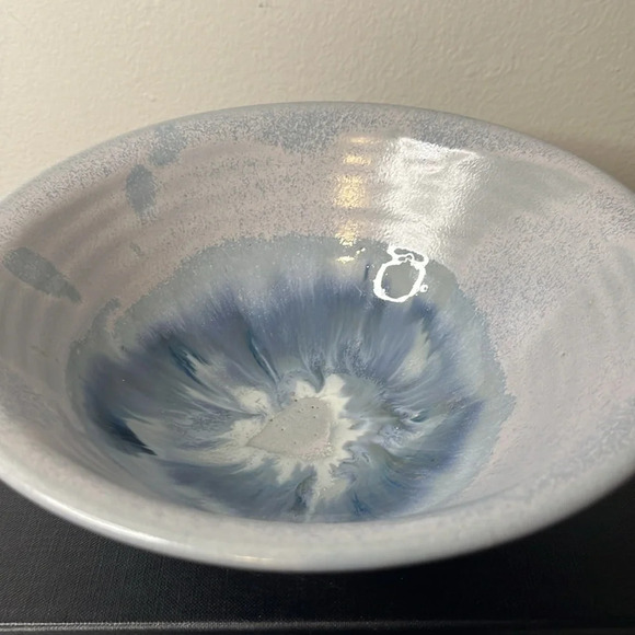 Crystalline Blue Stoneware Pottery Signed Berry Fruit Bowl 8'' - Picture 2 of 7